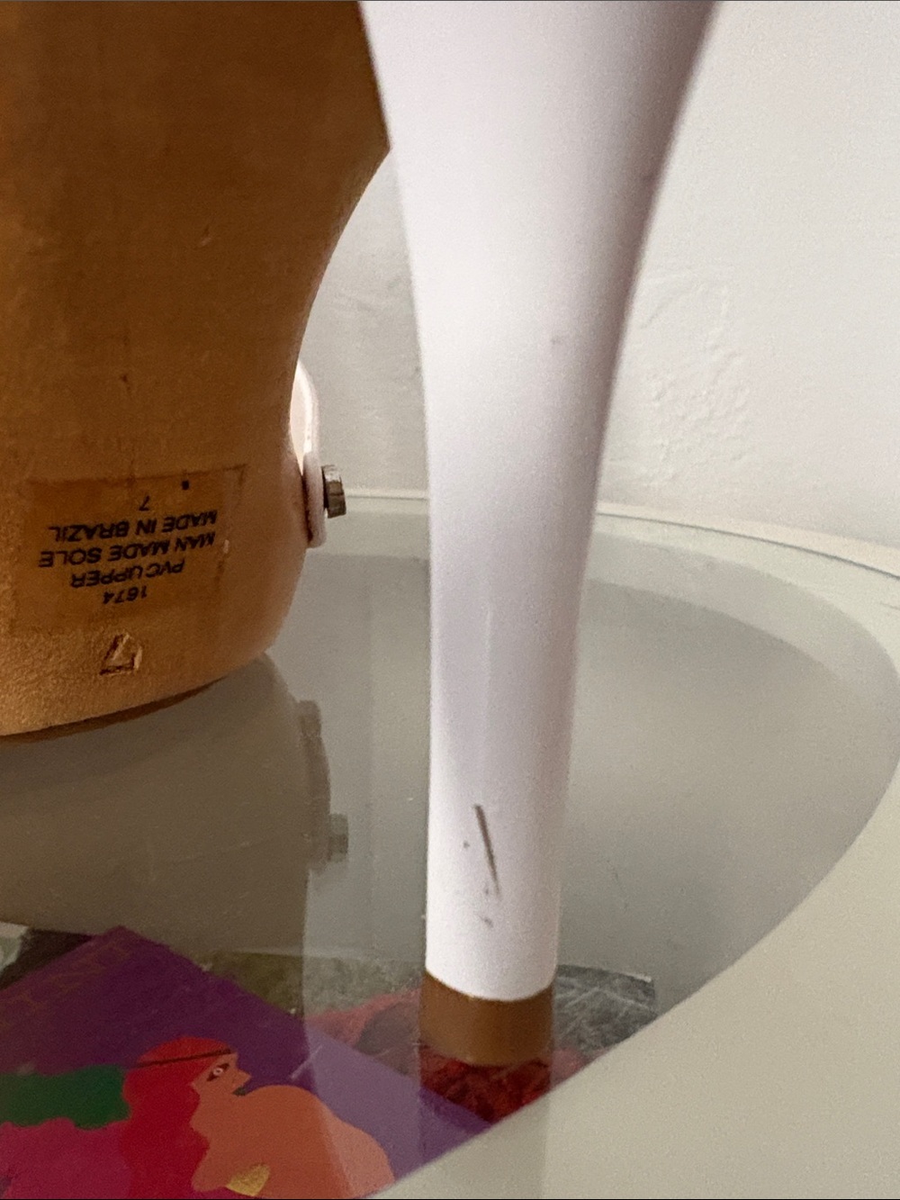 2000s bebe White Wooden Heels with Black Buckle - Picture 3 of 4
